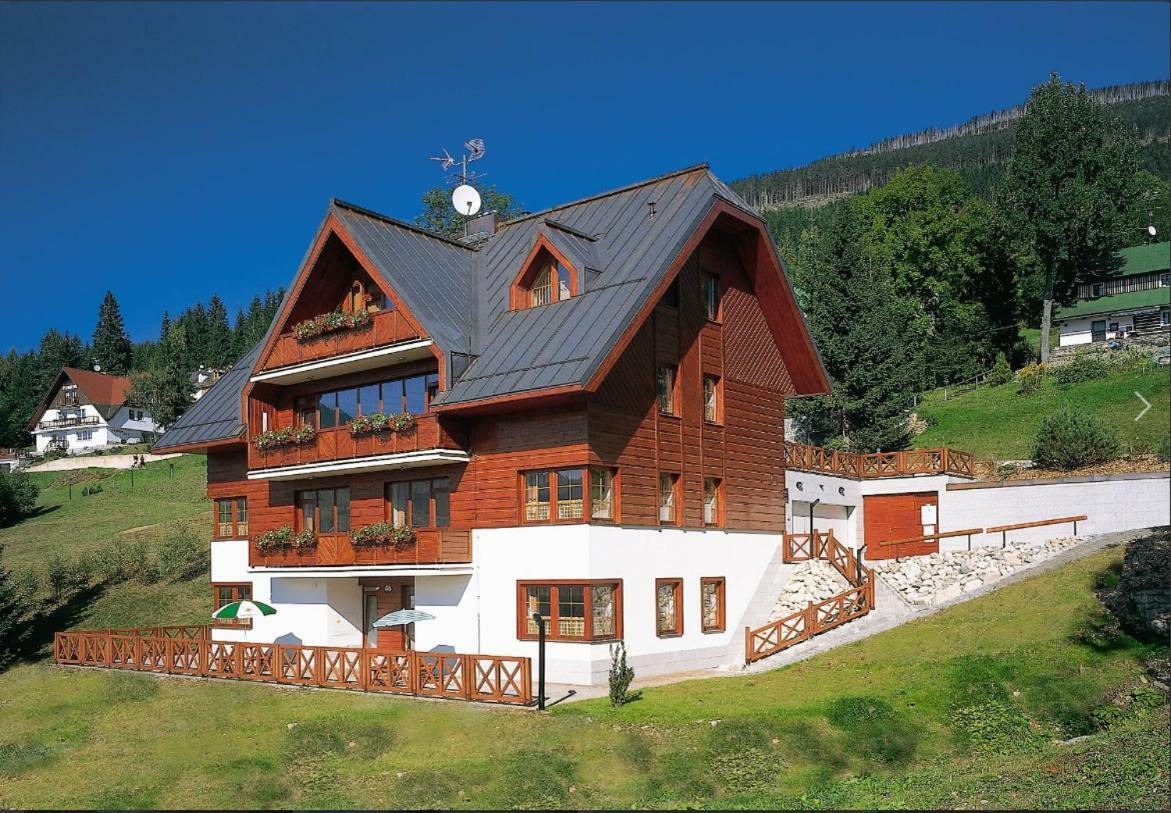 PENSION KUBU Apartment 3 samostatný byt s kuchyní Spindleruv Mlyn Exterior foto